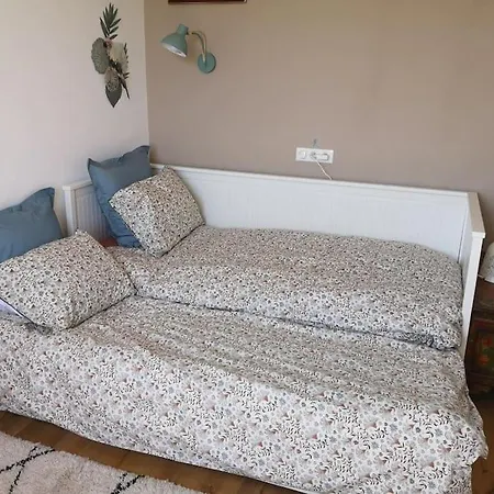 דירה Haut De Avec Piscine Et Jardin *