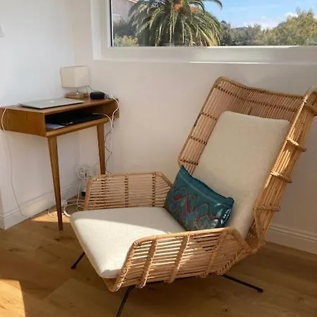 Haut De Avec Piscine Et Jardin